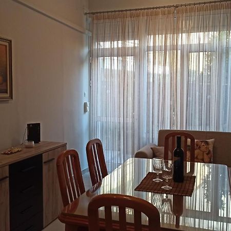 Agathi'S House Apartment เปรเวซา ภายนอก รูปภาพ