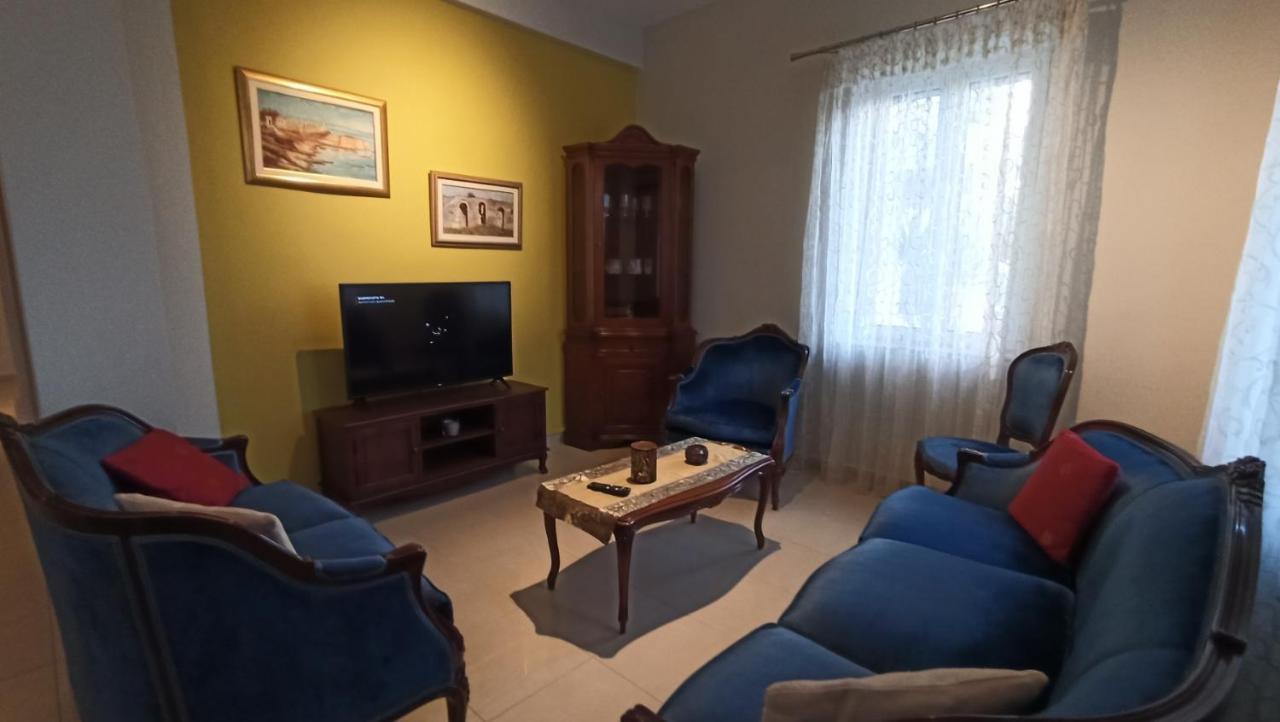 Agathi'S House Apartment เปรเวซา ภายนอก รูปภาพ
