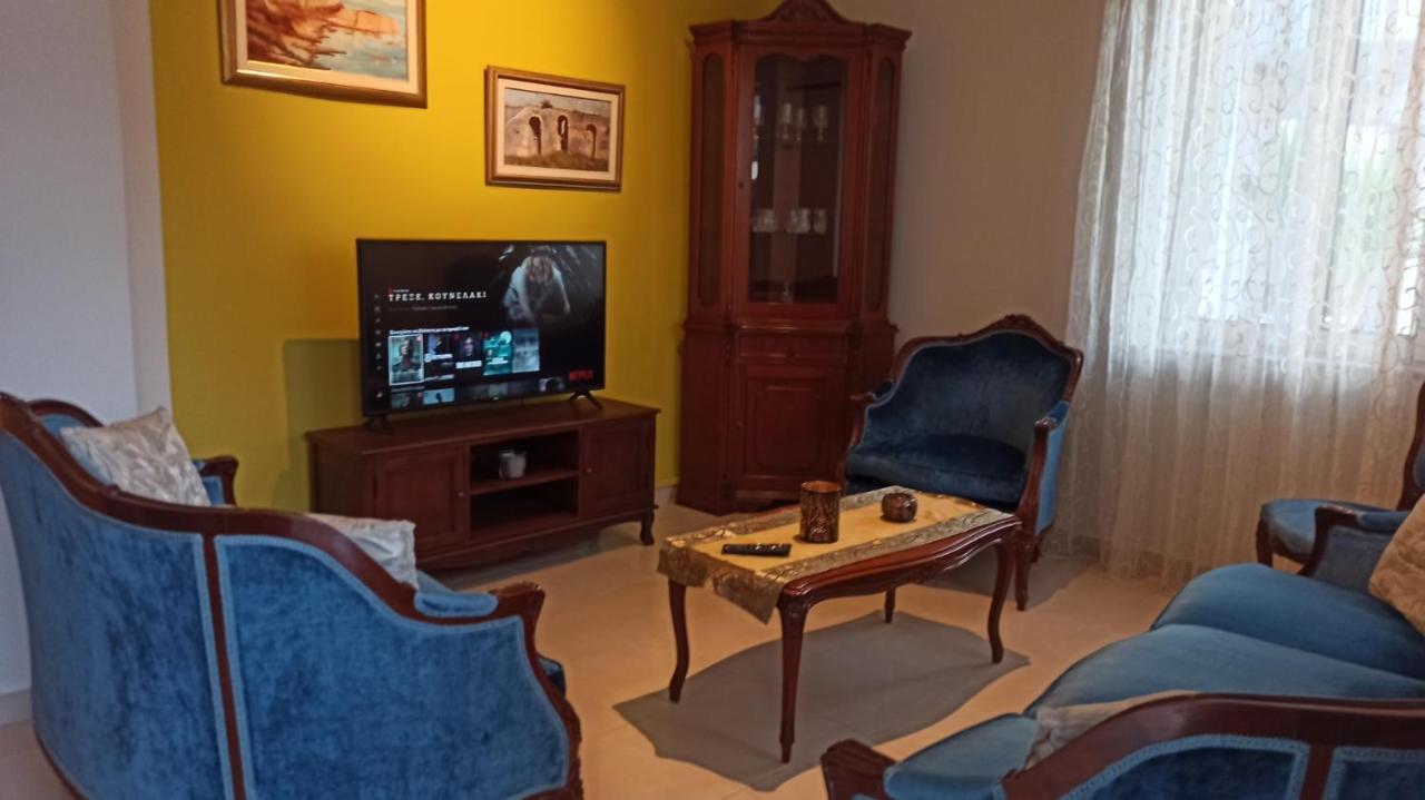 Agathi'S House Apartment เปรเวซา ภายนอก รูปภาพ
