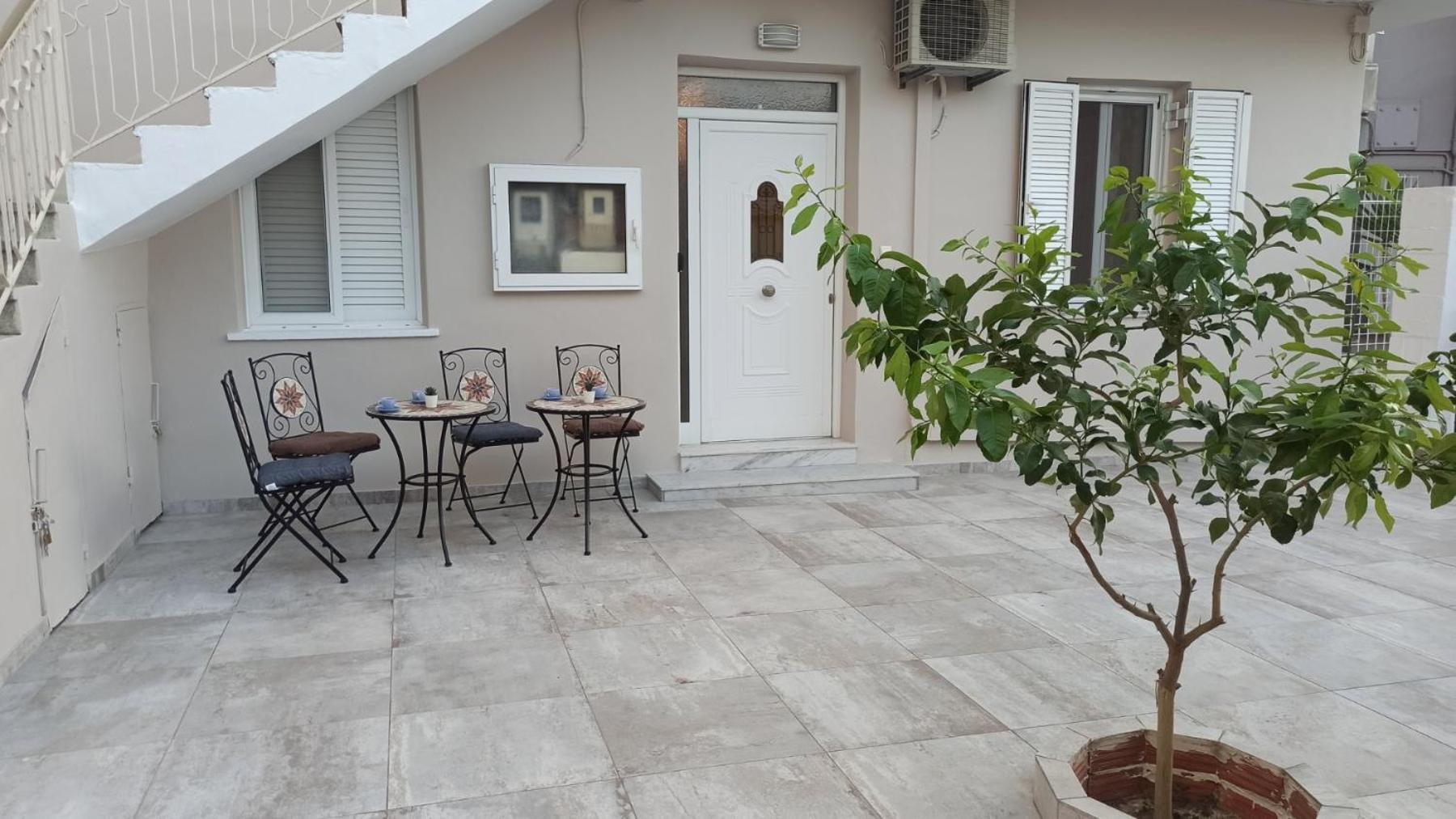 Agathi'S House Apartment เปรเวซา ภายนอก รูปภาพ