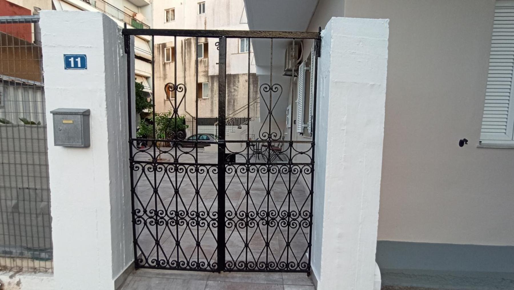 Agathi'S House Apartment เปรเวซา ภายนอก รูปภาพ